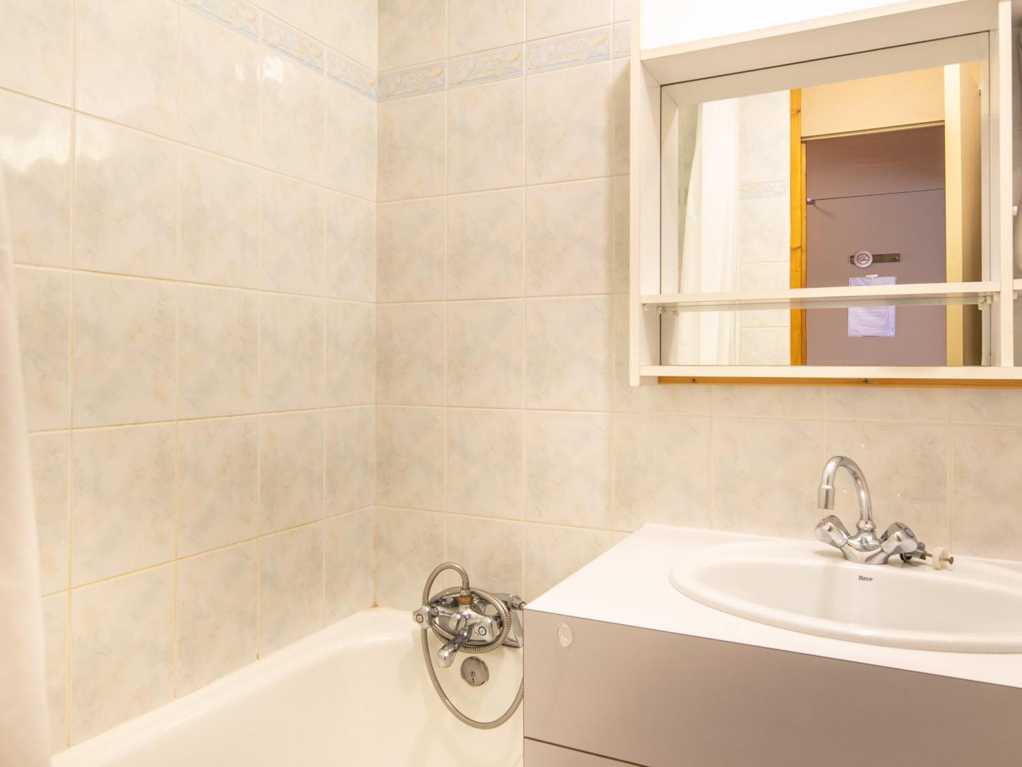 Vacanceole - Residence Le Sappey - Doucy Ла-Лешер Экстерьер фото